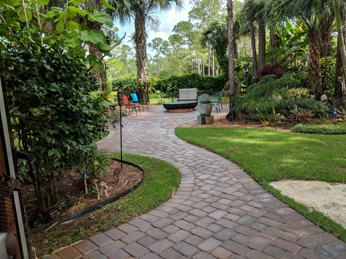 Paver Walkway Pressure Cleaning in West Palm Beach